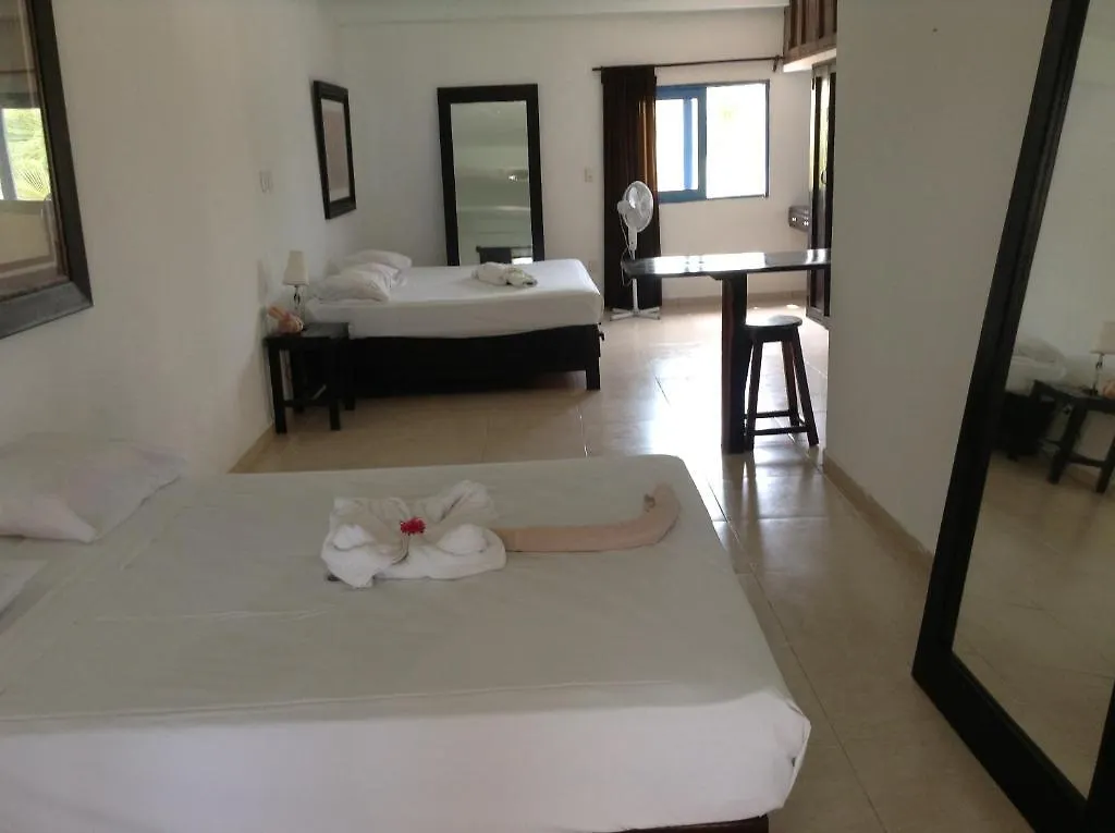 טולום Parayso Beach Hotel 3*,