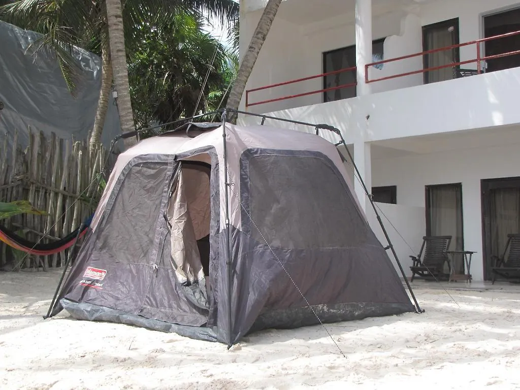 Parayso Beach Hotel 툴룸